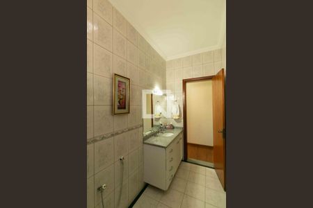 Casa à venda com 354m², 4 quartos e 1 vaga Casa à venda com 354m², 4 quartos e 1 vagaBanheiro Social 2