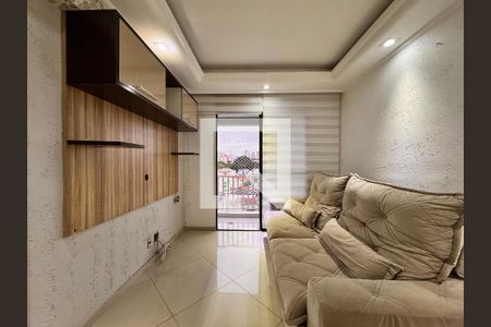 Sala de apartamento à venda com 2 quartos, 70m² em Vila Vilma, Santo André