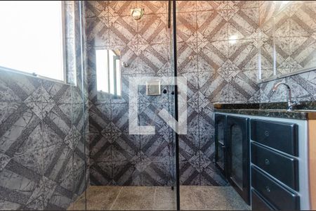 Casa para alugar com 214m², 3 quartos e 5 vagasBanheiro 1