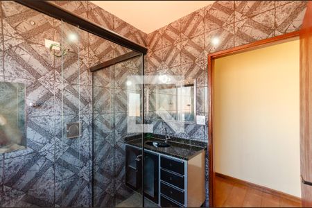 Casa para alugar com 214m², 3 quartos e 5 vagasBanheiro 1