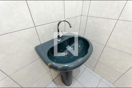 Casa para alugar com 214m², 3 quartos e 5 vagasBanheiro 2