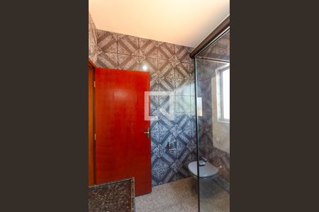 Casa para alugar com 214m², 3 quartos e 5 vagasBanheiro 1