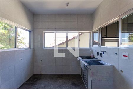 Casa para alugar com 214m², 3 quartos e 5 vagasÁrea de Serviço