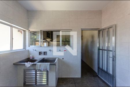 Casa para alugar com 214m², 3 quartos e 5 vagasÁrea de Serviço