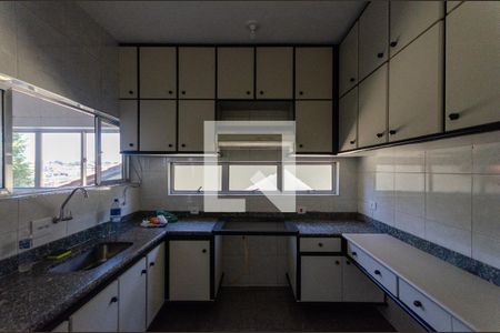 Casa para alugar com 214m², 3 quartos e 5 vagasCozinha