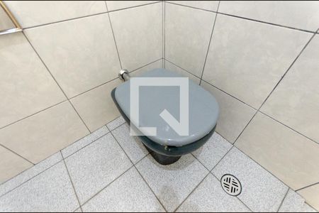 Casa para alugar com 214m², 3 quartos e 5 vagasBanheiro 2