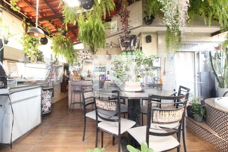 Apartamento à venda com 200m², 4 quartos e 2 vagasTerraço 