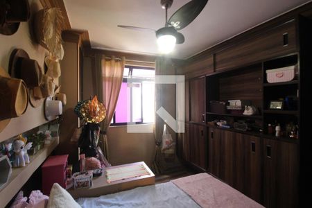 Apartamento à venda com 200m², 4 quartos e 2 vagasQuarto 