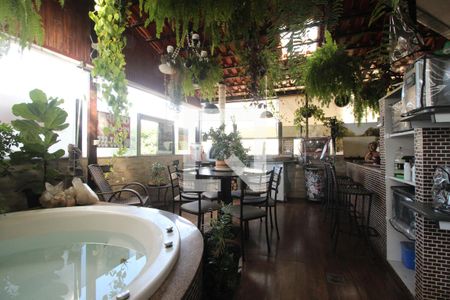 Apartamento à venda com 200m², 4 quartos e 2 vagasTerraço 