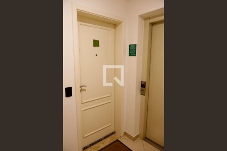 Apartamento à venda com 113m², 3 quartos e 2 vagasEntrada social