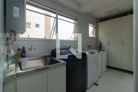 Apartamento à venda com 141m², 3 quartos e 2 vagasÁrea de Serviço