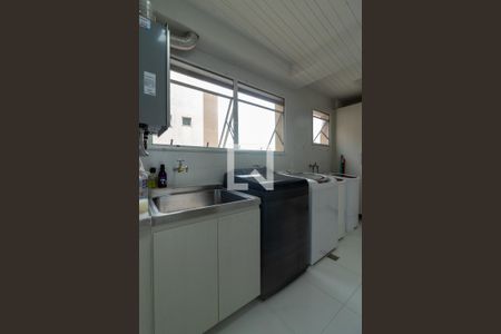 Apartamento à venda com 141m², 3 quartos e 2 vagasÁrea de Serviço