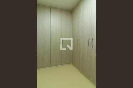 Apartamento à venda com 141m², 3 quartos e 2 vagasCloset