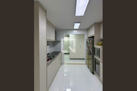 Apartamento à venda com 141m², 3 quartos e 2 vagasCozinha