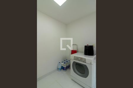 Apartamento à venda com 141m², 3 quartos e 2 vagasÁrea de Serviço