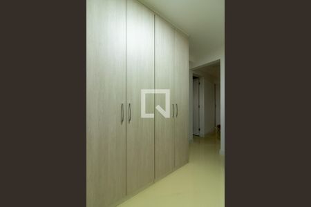 Apartamento à venda com 141m², 3 quartos e 2 vagasCloset