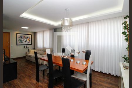 Sala de apartamento para alugar com 4 quartos, 120m² em Buritis, Belo Horizonte