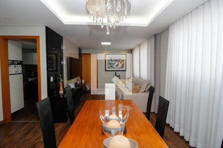 Sala de apartamento para alugar com 4 quartos, 120m² em Buritis, Belo Horizonte