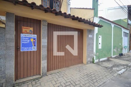 Casa para alugar com 80m², 1 quarto e 2 vagas Casa para alugar com 80m², 1 quarto e 2 vagasfachada