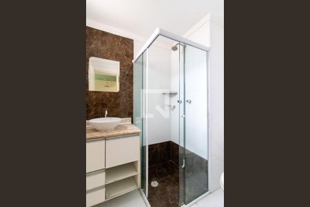 Apartamento para alugar com 57m², 3 quartos e 1 vaga Apartamento para alugar com 57m², 3 quartos e 1 vagaBanheiro da Suíte