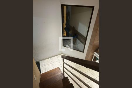 Apartamento à venda com 128m², 2 quartos e 2 vagasEscada