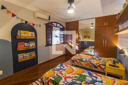 Casa à venda com 315m², 4 quartos e 2 vagasQuarto 2 no 2° Pavimento