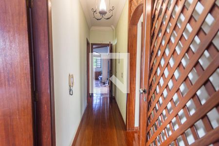 Casa à venda com 315m², 4 quartos e 2 vagasCorredor do 2° Pavimento