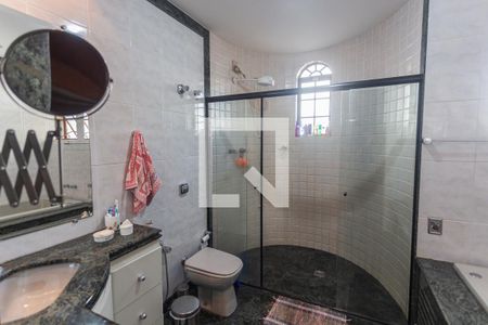 Casa à venda com 315m², 4 quartos e 2 vagasBanheiro da Suíte no 2° Pavimento