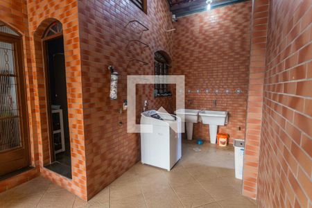 Casa à venda com 315m², 4 quartos e 2 vagasÁrea de Serviço