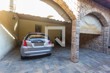 Casa à venda com 315m², 4 quartos e 2 vagasGaragem