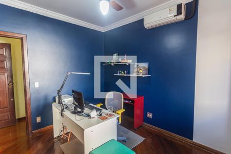 Casa à venda com 315m², 4 quartos e 2 vagasQuarto 3 no 2° Pavimento