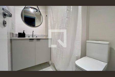 Studio à venda com 27m², 1 quarto e sem vaga Studio à venda com 27m², 1 quarto e sem vagaBanheiro
