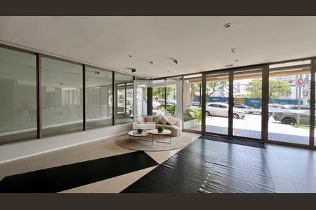 Studio à venda com 27m², 1 quarto e sem vaga Studio à venda com 27m², 1 quarto e sem vagaHall de entrada