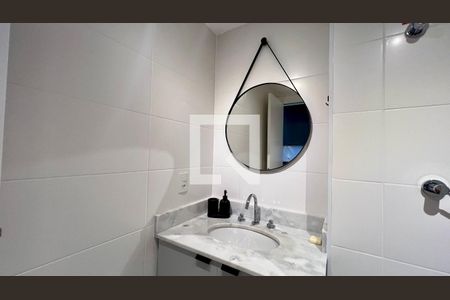 Studio à venda com 27m², 1 quarto e sem vaga Studio à venda com 27m², 1 quarto e sem vagaBanheiro