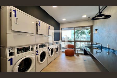 Studio à venda com 27m², 1 quarto e sem vaga Studio à venda com 27m², 1 quarto e sem vagaLavanderia