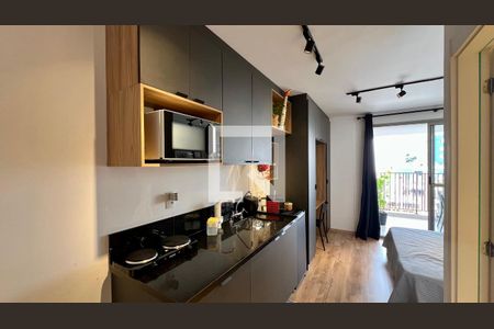 Studio à venda com 27m², 1 quarto e sem vaga Studio à venda com 27m², 1 quarto e sem vagaCozinha