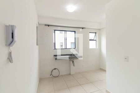 Apartamento para alugar com 49m², 2 quartos e 1 vaga Apartamento para alugar com 49m², 2 quartos e 1 vagaCozinha e Área de Serviço