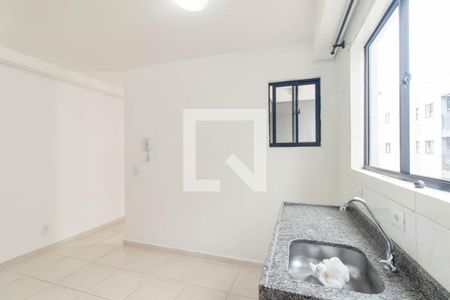 Apartamento para alugar com 49m², 2 quartos e 1 vaga Apartamento para alugar com 49m², 2 quartos e 1 vagaCozinha e Área de Serviço