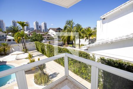 Casa de condomínio à venda com 660m², 4 quartos e 2 vagasVaranda