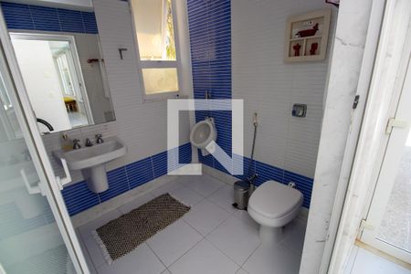 Casa de condomínio à venda com 660m², 4 quartos e 2 vagasBanheiro