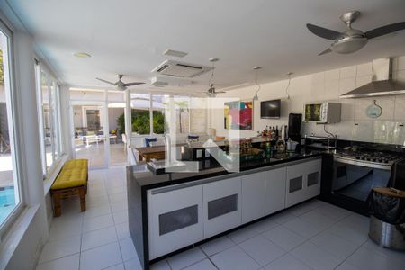 Casa de condomínio à venda com 660m², 4 quartos e 2 vagasÁrea gourmet