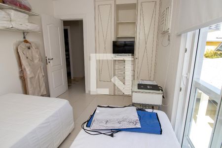 Casa de condomínio à venda com 660m², 4 quartos e 2 vagasQuarto 3