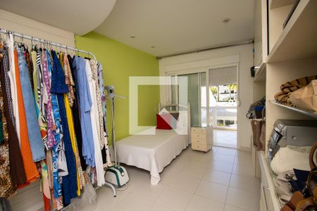 Casa de condomínio à venda com 660m², 4 quartos e 2 vagasQuarto 2