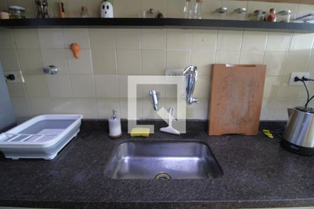 Apartamento à venda com 72m², 2 quartos e 1 vagaPia da cozinha