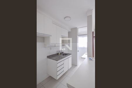 Cozinha de apartamento para alugar com 2 quartos, 56m² em Planalto, São Bernardo do Campo