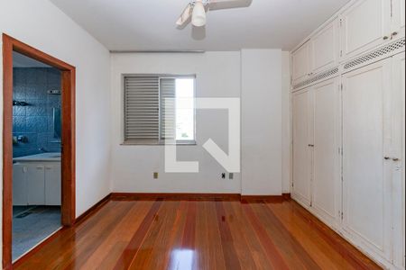 Apartamento para alugar com 111m², 3 quartos e 2 vagas Apartamento para alugar com 111m², 3 quartos e 2 vagasSuíte