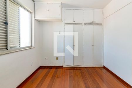 Apartamento para alugar com 111m², 3 quartos e 2 vagas Apartamento para alugar com 111m², 3 quartos e 2 vagasQuarto 3