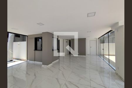 Apartamento para alugar com 66m², 2 quartos e 2 vagas Apartamento para alugar com 66m², 2 quartos e 2 vagasÁrea comum