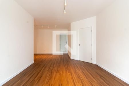 Sala de apartamento para alugar com 4 quartos, 133m² em Jardim Santa Barbara, Embu das Artes