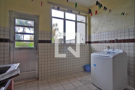 Casa à venda com 401m², 4 quartos e 5 vagasLavanderia